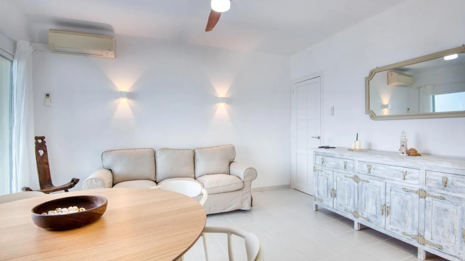 Eden Mar Apt 19 Sant Feliu de Guixols Spain
